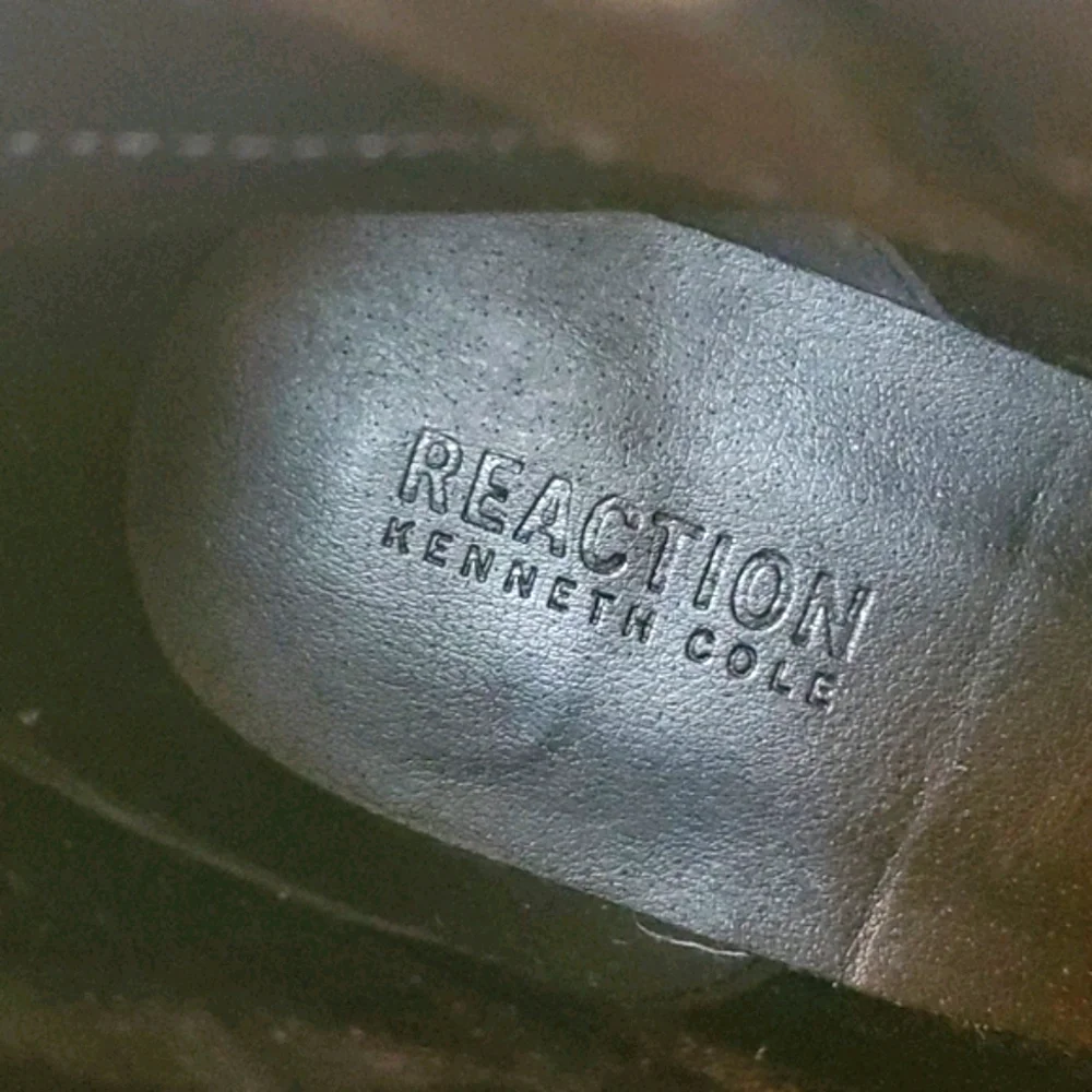 Kenneth Cole Reaction Road Stop Black Suede Leather Ankle Boots 10
